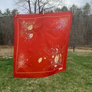 Olga Greco Red Floral Scarf 29 X 30 in Square Excellent Mothers Day Gift
